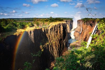 Victoria Falls, Zimbabwe zw_victoria_falls.jpg