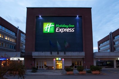 Holiday Inn Express Holiday Inn Express