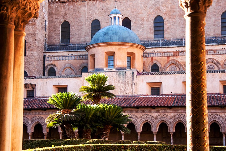 Klooster van Monreal op Sicilië, Italië