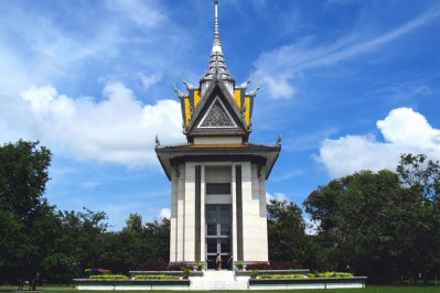 Stoepa bij de Killing Fields Choeung-ek, Cambodja Stoepa bij de Killing Fields Choeung-ek, Cambodja