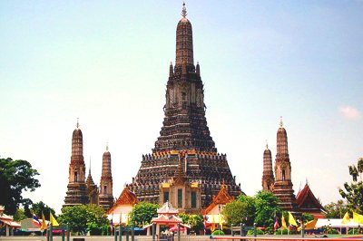 Tempels monniken en klongs Bangkok, Thailand Tempels monniken en klongs Bangkok, Thailand