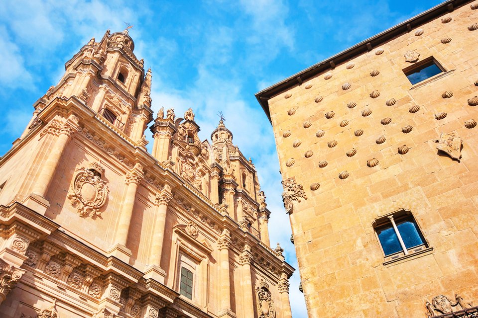 Huis met de schelpen in Salamanca, Spanje