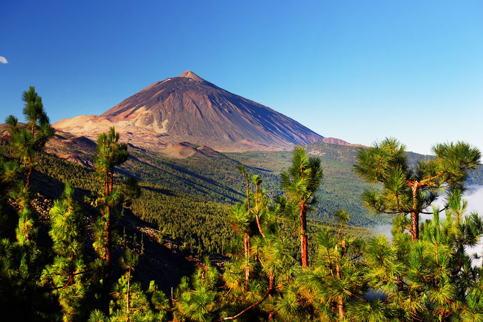 Zicht op de vulkaan Teide op Tenerife, Spanje