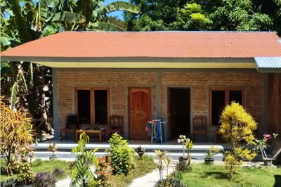 Delmar Café, Indonesië