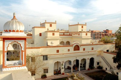 Mandawa Haveli, India Mandawa Haveli, India