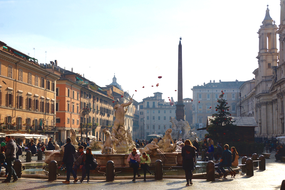 Kerstmarkt op Piazza Navona in Rome, Italië