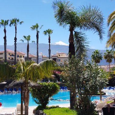 Ons hotel in Puerto de la Cruz op Tenerife qurina-tenerife-01.jpg