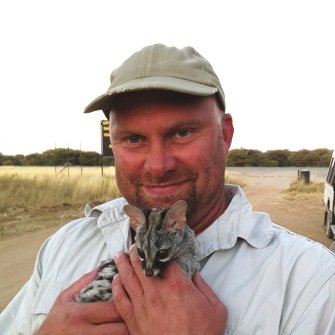 SRC-reisleider Charles