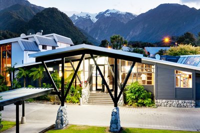 Scenic Hotel Franz Josef Glacier in Franz Josef Glacier, Nieuw-Zeeland Scenic Hotel Franz Josef Glacier in Franz Josef Glacier, Nieuw-Zeeland