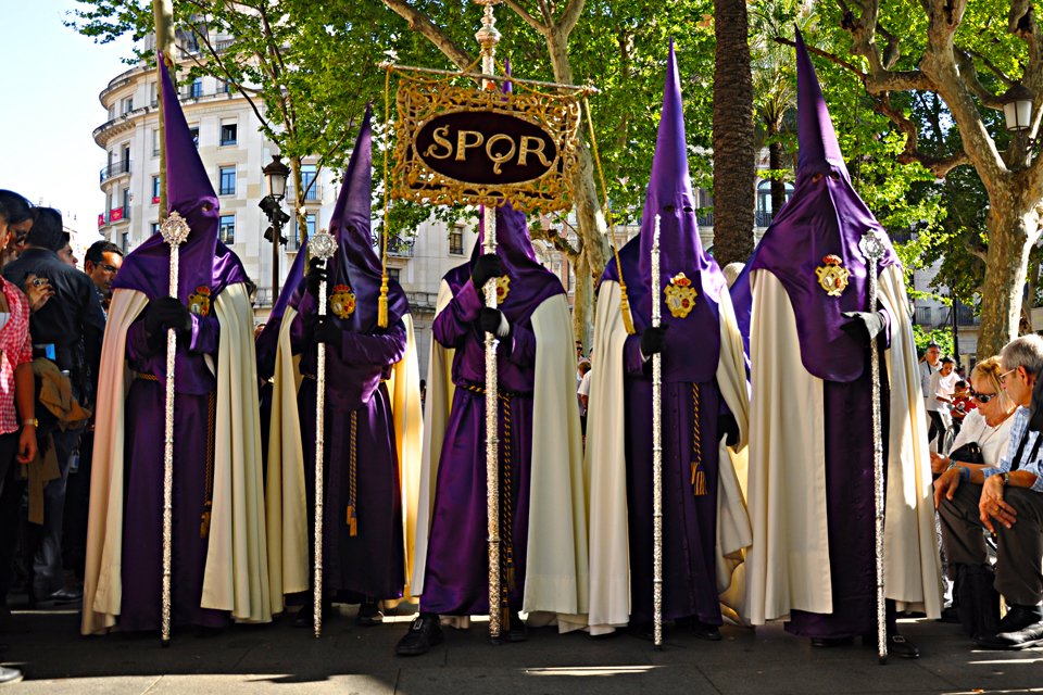 Processie tijdens de Semana Santa, Spanje