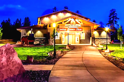 Cowboy-dinner-show-in-Bryce-Canyon-City