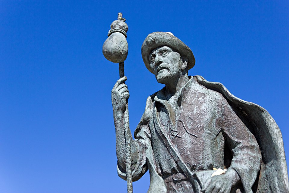 Standbeeld van een pelgrim in Santiago de Compostela