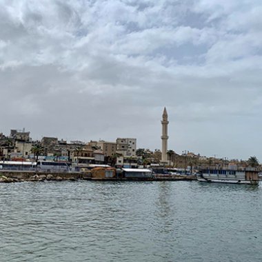 Uitzicht vanaf het Kruisvaarderskasteel van Sidon Uitzicht vanaf het Kruisvaarderskasteel van Sidon, Libanon | Foto reisleidster Claudia