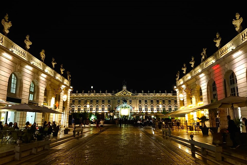 Avond in Nancy, Frankrijk | Foto: reisleider Bart