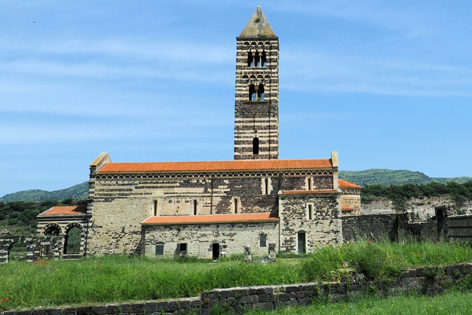 Basiliek Santissima Trinità di Saccargia in Olmedo, Italië