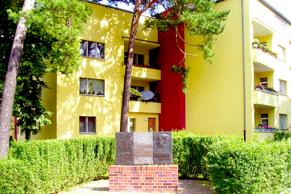 Monument van Bruno Taut in Onkel Toms Hütte, Duitsland