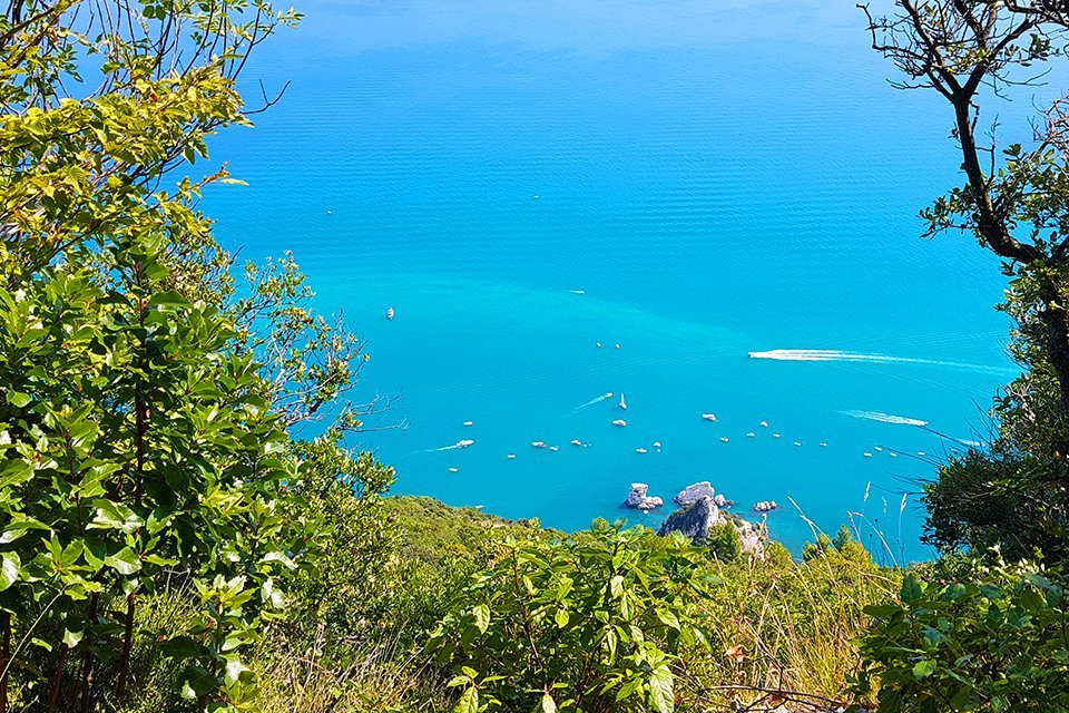 Kliffen van Conero in de Marken, Italië