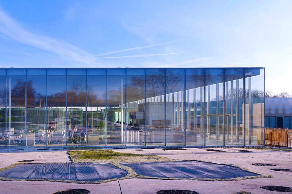 Het Louvre in Lens, Frankrijk