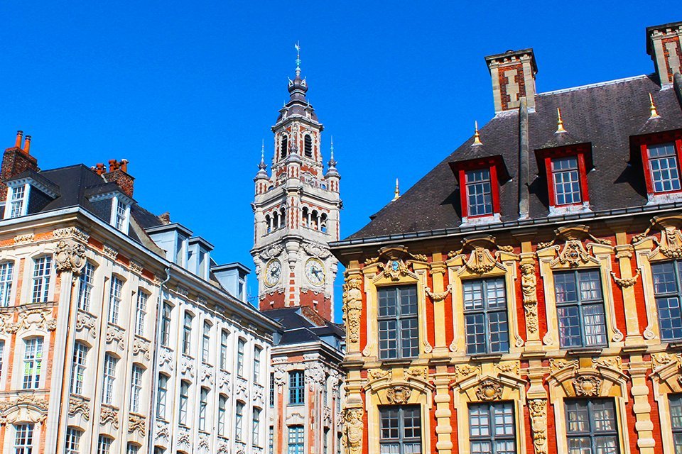 Oude beursgebouw en belfort in Lille, Frankrijk