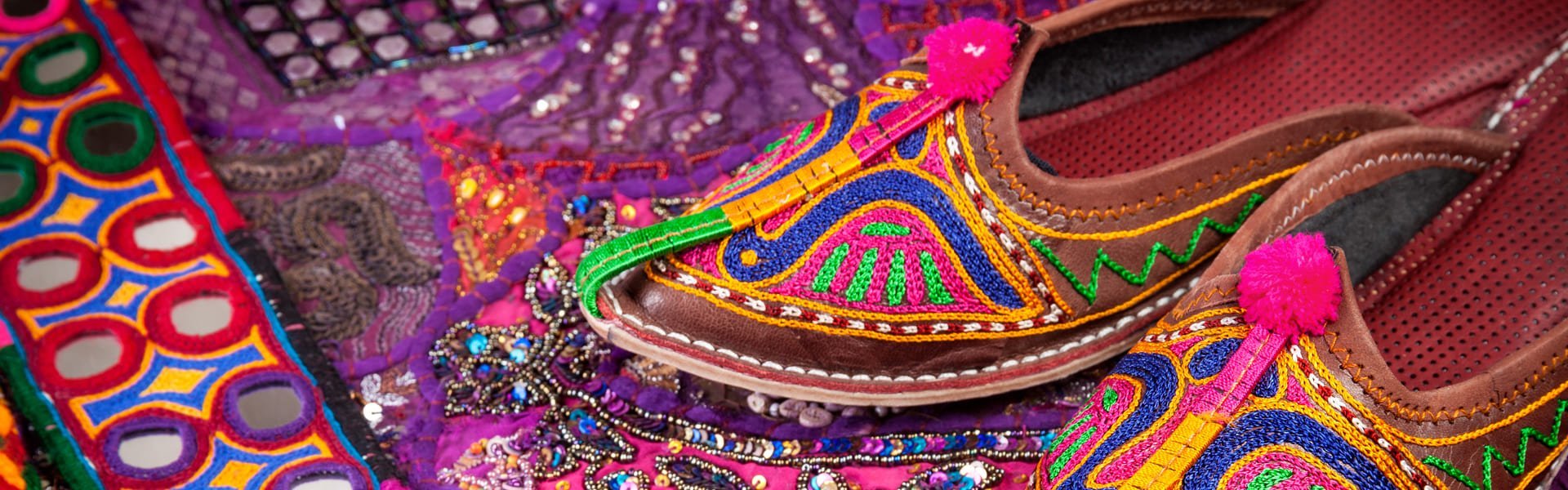 Slofjes in India