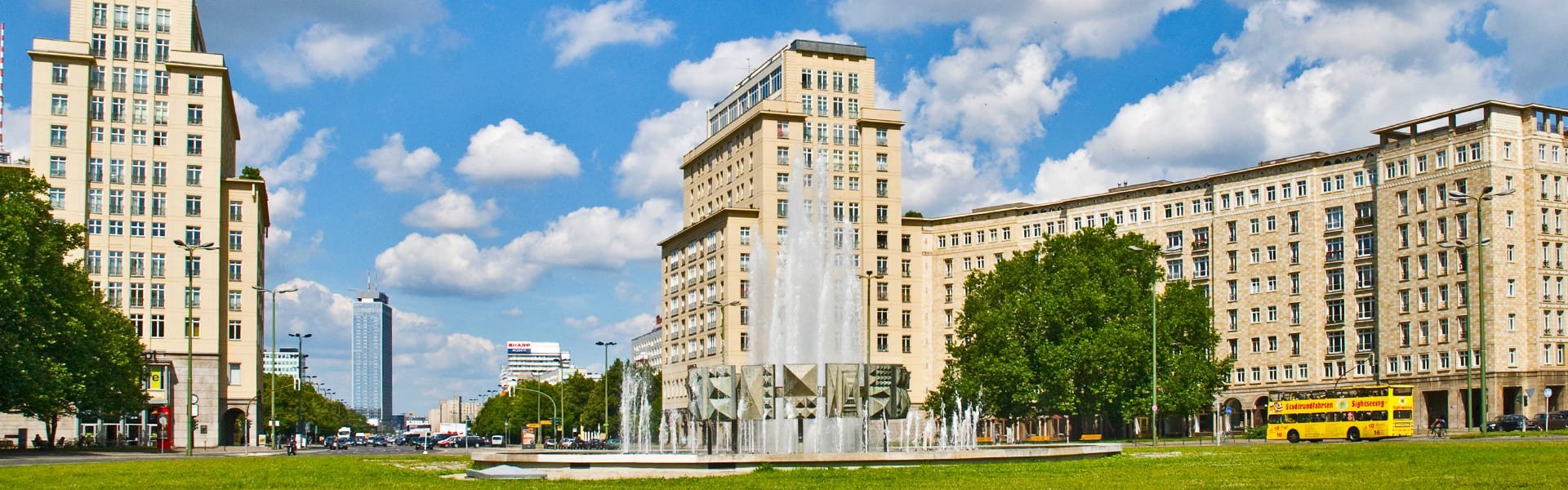 Strausberger Platz in Berlijn, Duitsland