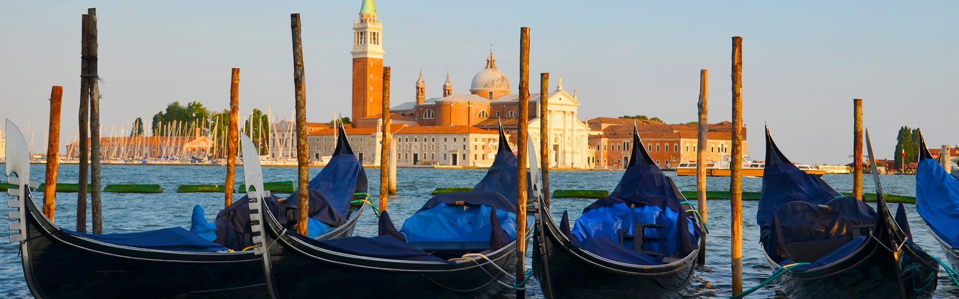 Gondels in Venetië, Italië