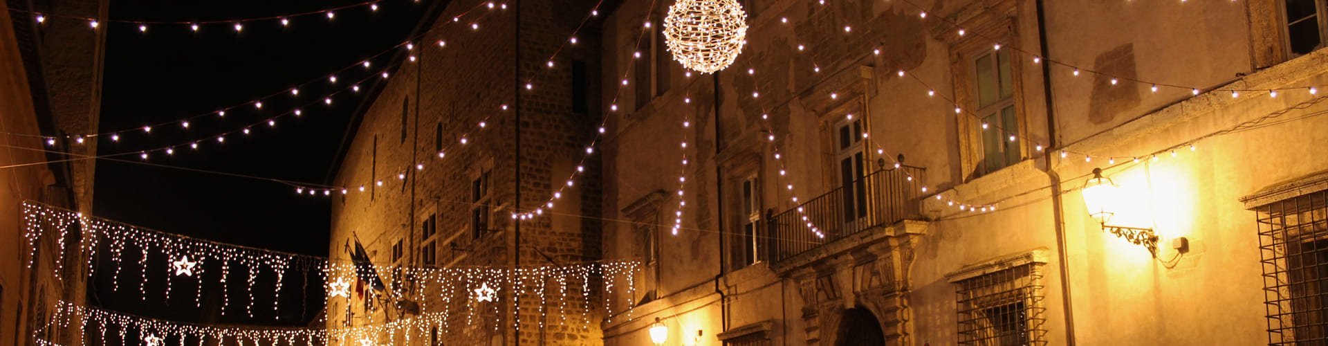 Narni in kerstsfeer, Italië