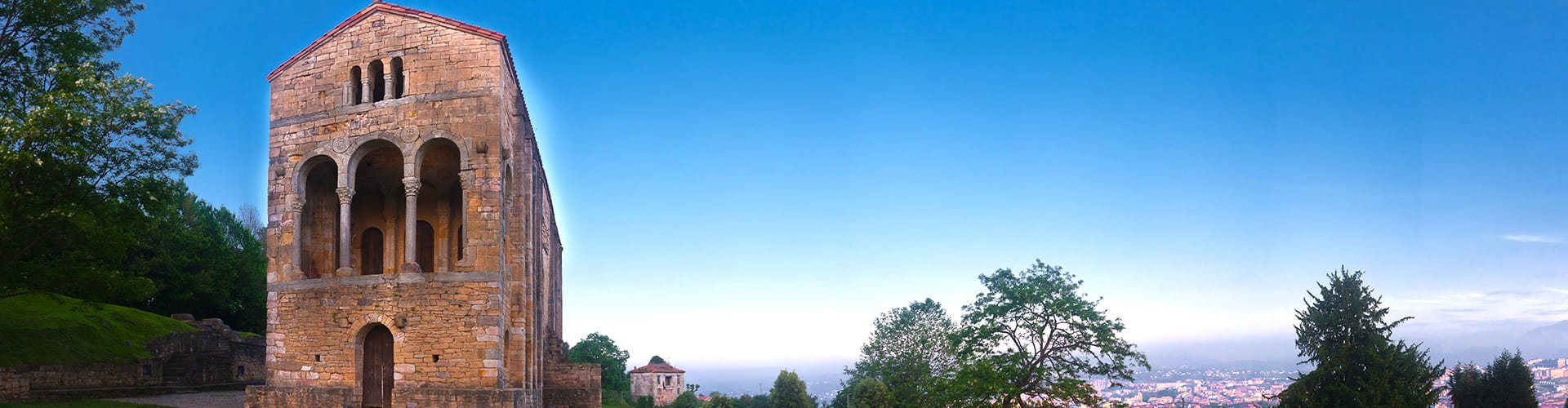 La Santa Maria del Naranco, Oviedo, Asturië, Spanje