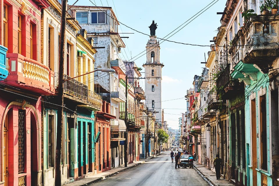 Straatbeeld Havana, Cuba, foto door Pedro Szekely