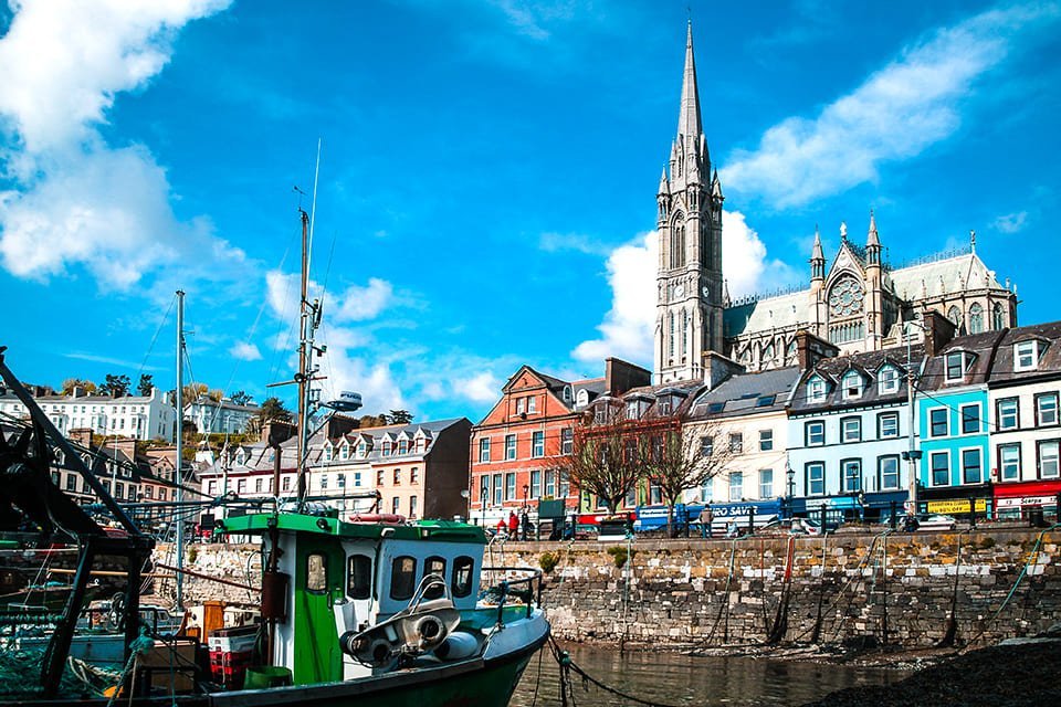 De haven van Cobh, Ierland