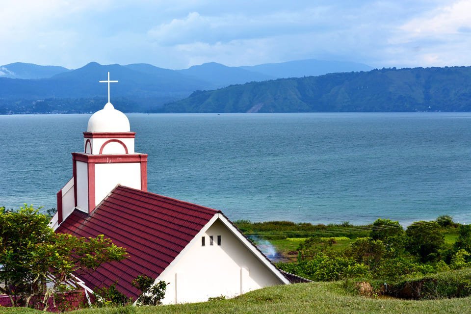Het Tobameer op Sumatra, Indonesië
