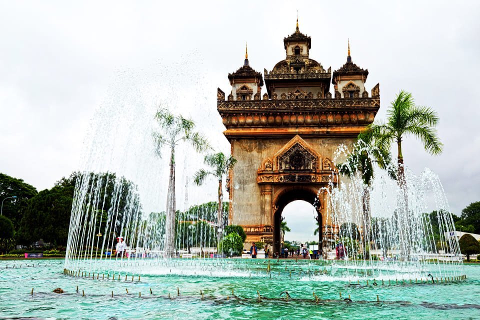 Patuxary, Laos