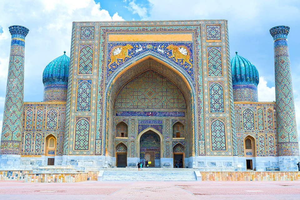 Sher-Dor Medressa in Samarkand, Oezbekistan