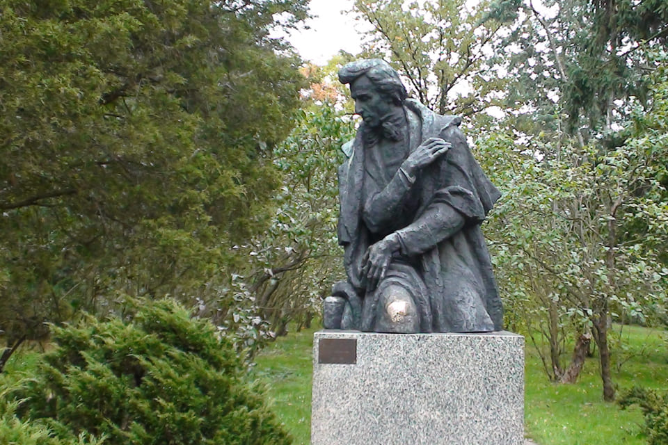 Chopin monument in Żelazowa 