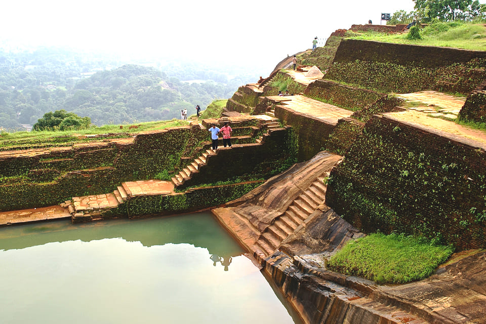 De oude rotsvesting op de Leeuwenrots, Sigirya, Sri Lanka