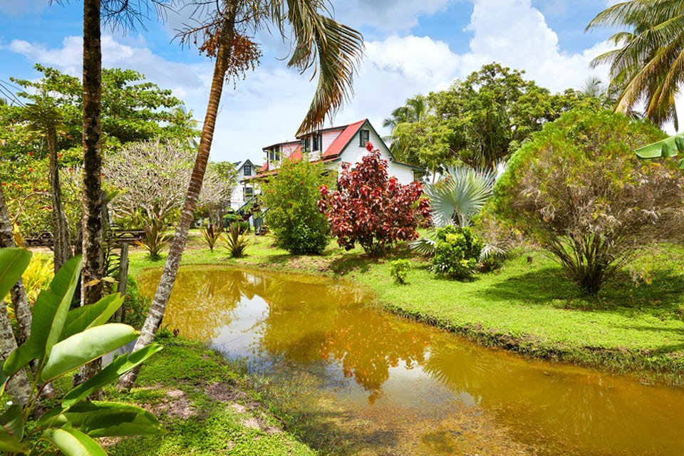 Frederiksdorp, Commewijnegebied, Suriname