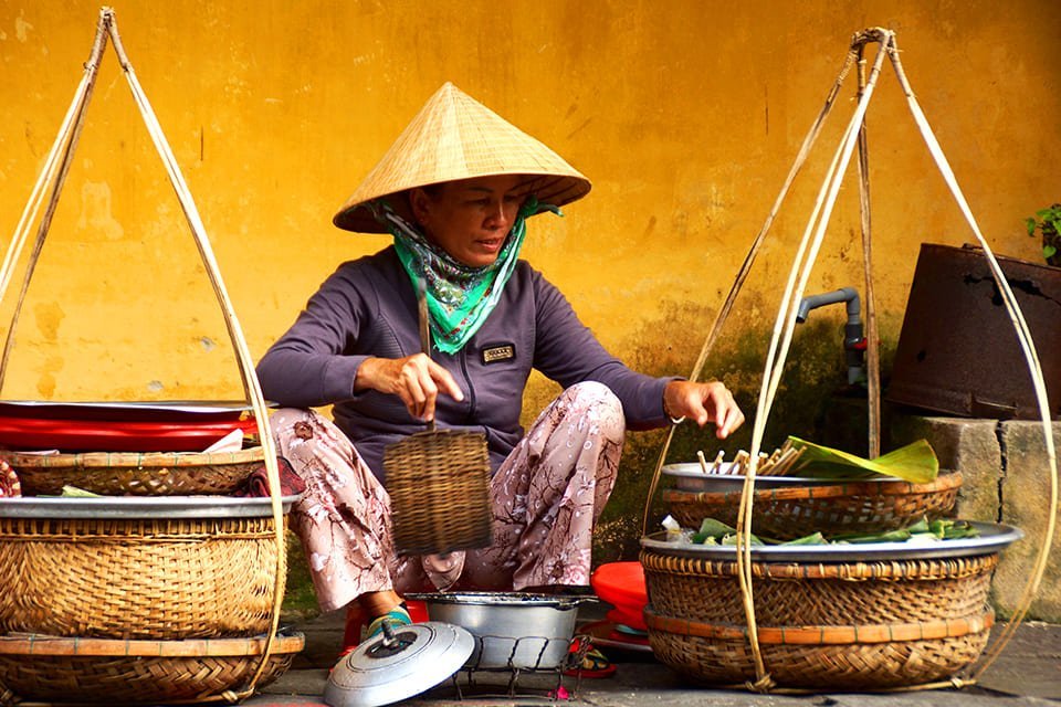 Vrouw op de markt, Vietnam