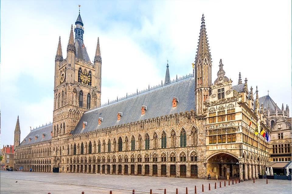 Lakenhalle in Ieper, België