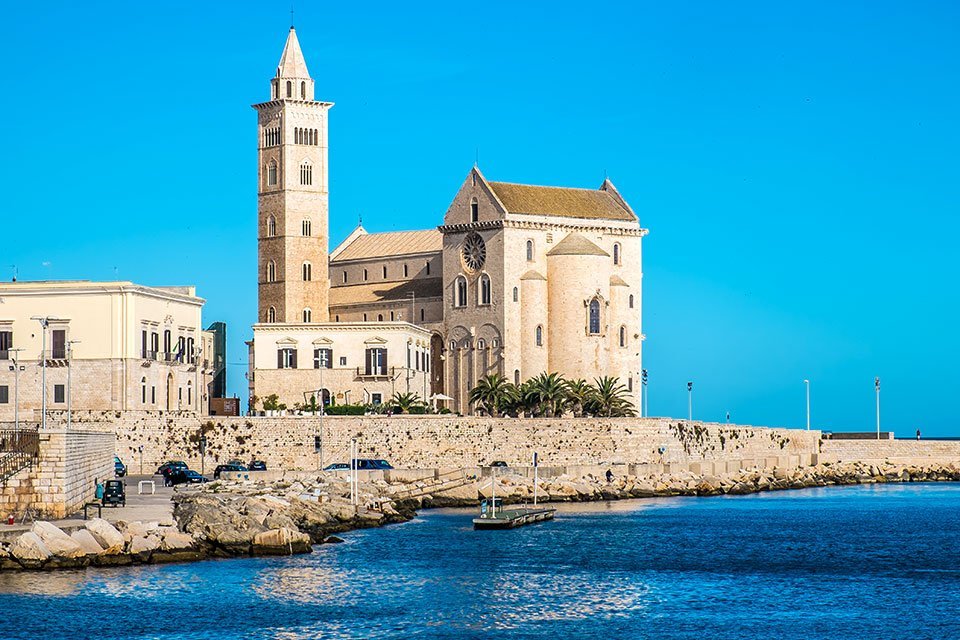 Kathedraal van Trani, Puglia,Italië