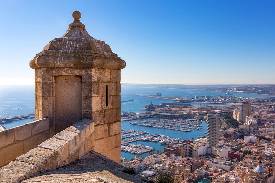 Alicante vanaf het castello, Spanje