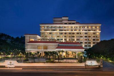 Hotel The Residency Towers