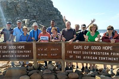 Reisleidster Astrid met gasten in Zuid-Afrika