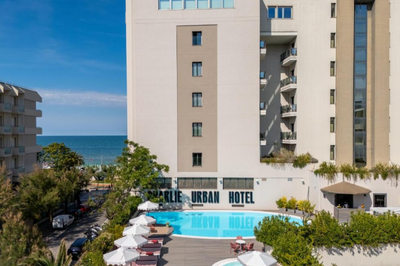 Hotel Charlie, Pesaro, Italië