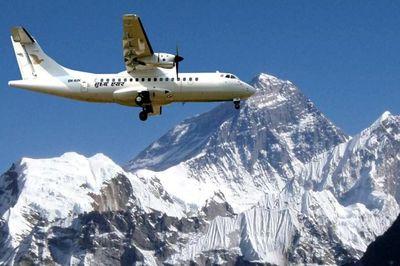 Everest Mountain Flight
