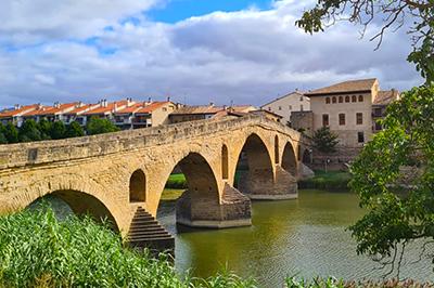 Puente de la Reina, Spanje