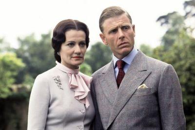 Edward & Mrs Simpson