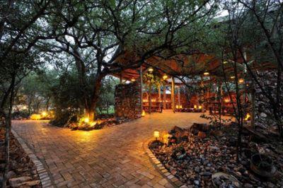 Etosha Village Lodge, Okaukuejo, Namibië
