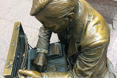 The Double Check Businessman, New York, Amerika