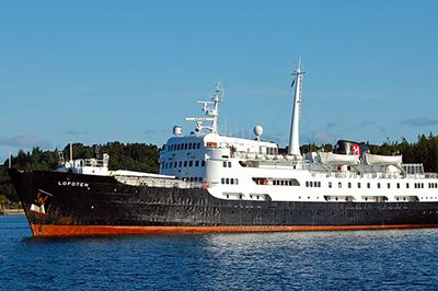Hurtigrute MS Lofoten