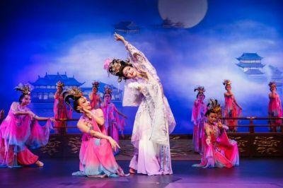  Tang Palace Sing & Dancing Show